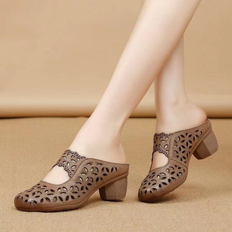 Women's Retro Fashion Hollow Hole Shoes PU Leather Clogs Shoes Round Head Slip On Femme Slippers